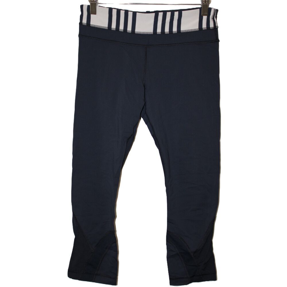 Womens Lululemon Athletica Navy Blue White Striped Capri Cropped Leggings Size 6